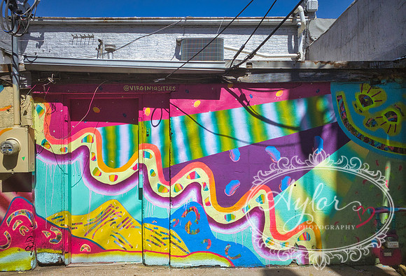 El Reno Graffiti Wall - Blue Sun (IMG_4330)