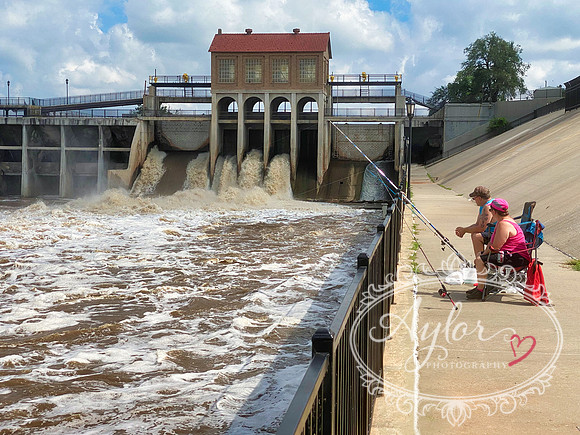 Lake Overholser Dam - Fishing (IMG_4495)