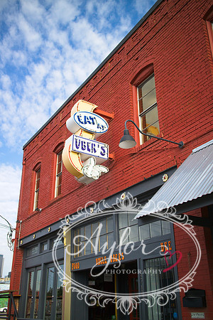 Deep Ellum - Eat at Uber's (IMG_1050)